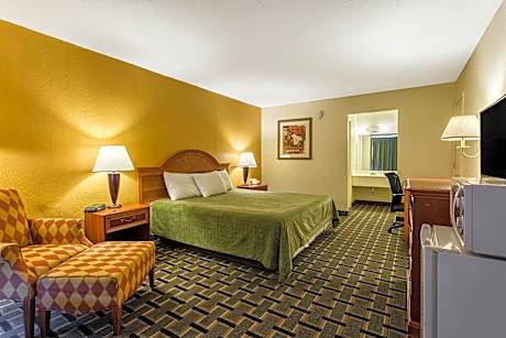 King Room - Accessible/Non-Smoking