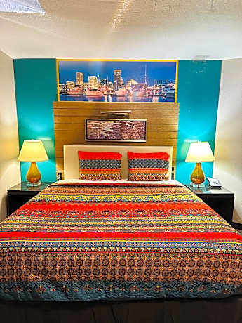 Deluxe King Room