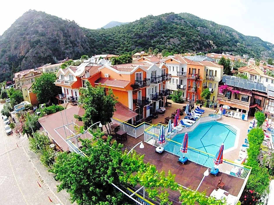 Magic Tulip Hotel