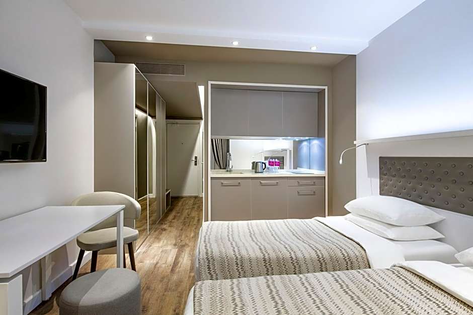 Alliance Palace Batumi