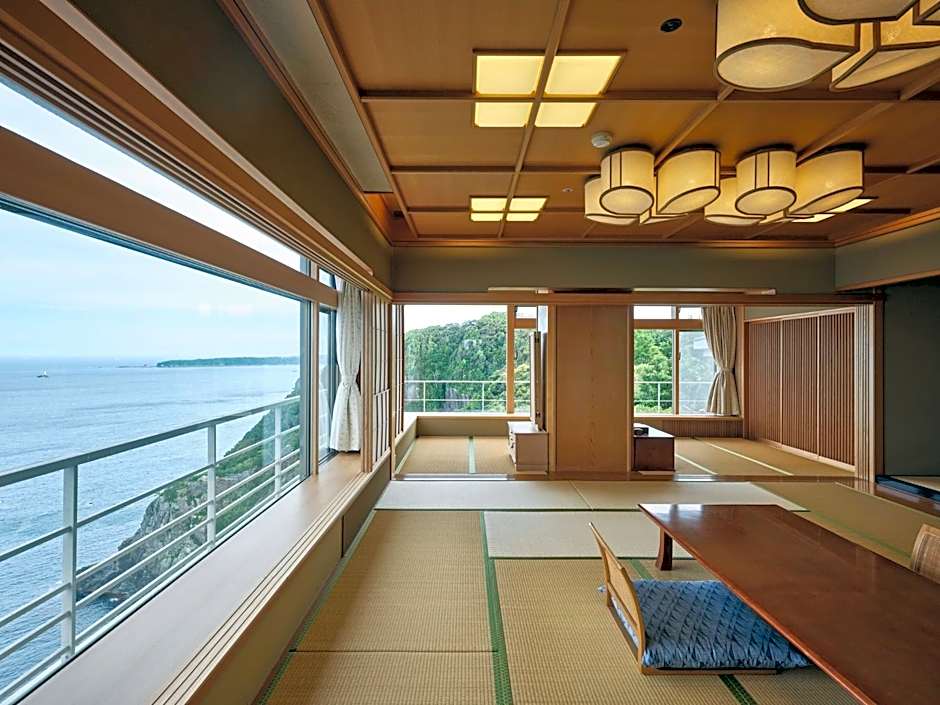 Hotel Urashima
