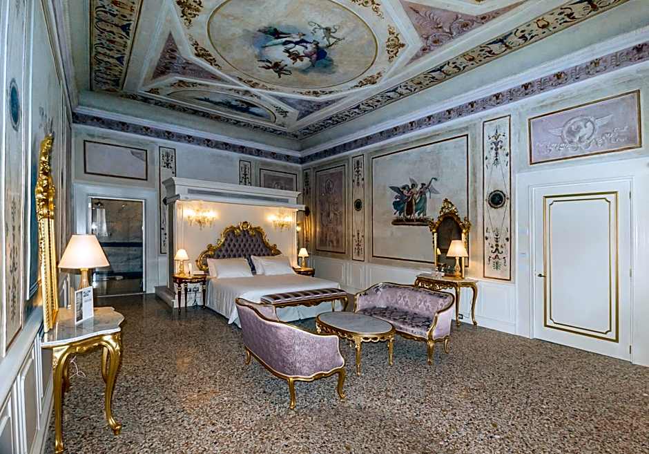 Ca' Bonfadini Historic Experience