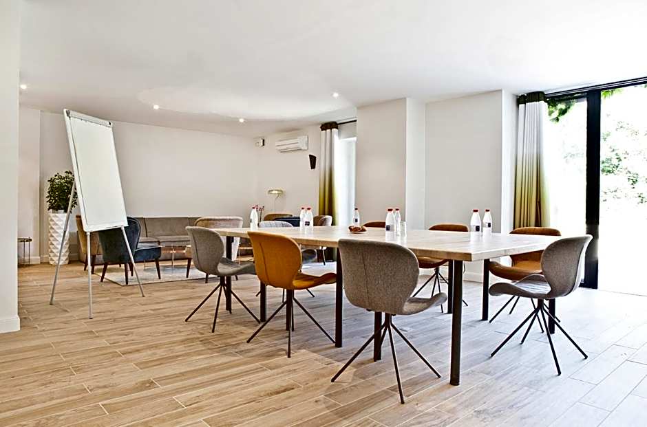 Hotel Le Saint Gelais