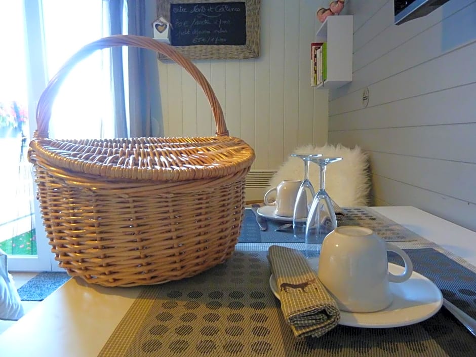 Entre monts et collines B&B et spa en option