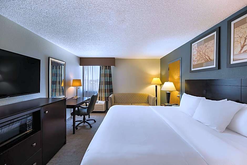 Suburban Studios San Angelo near Convention Center