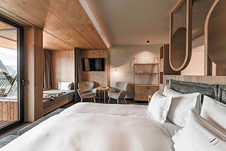 Junior Suite with Terrace