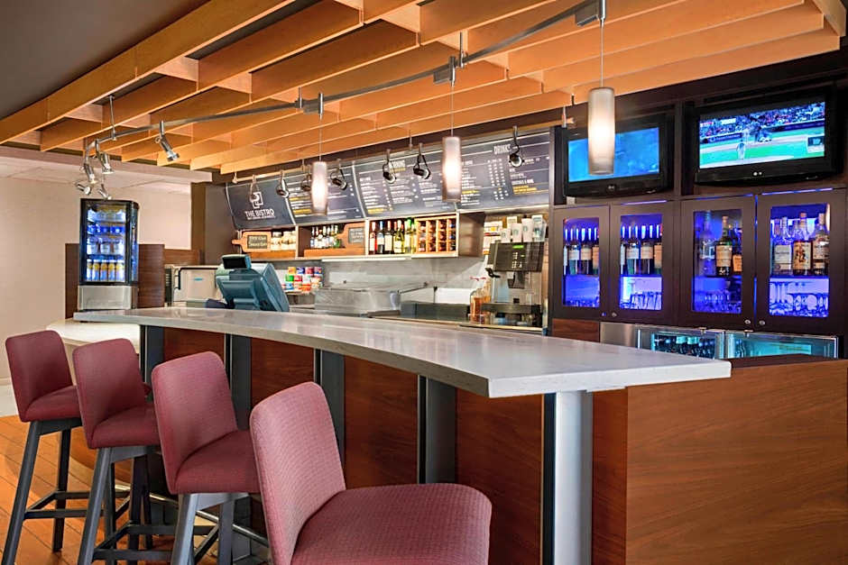 Courtyard by Marriott Springfield