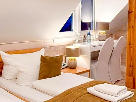 Double Room Attic Kreuz