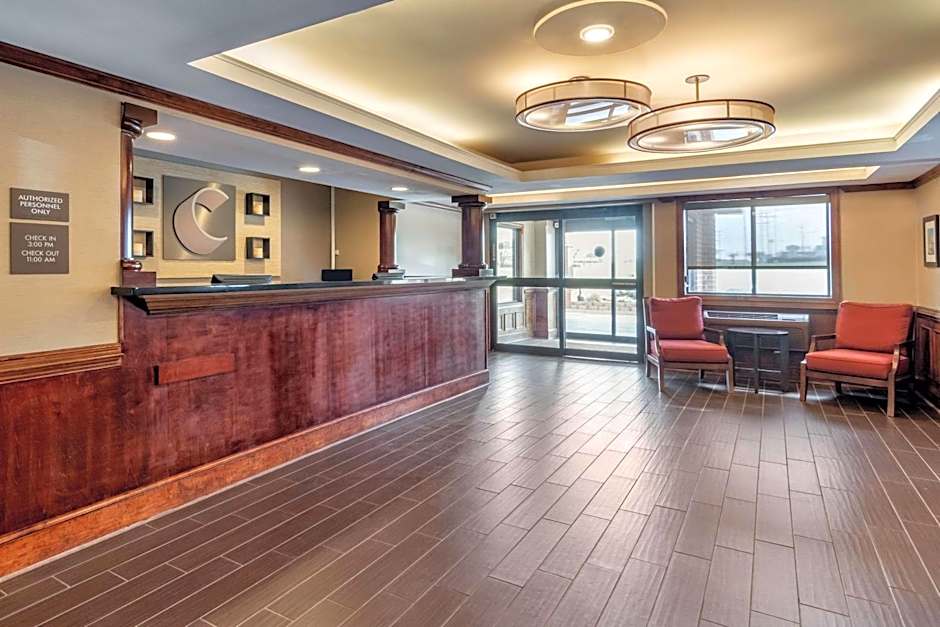 Comfort Inn & Suites South Hill I-85