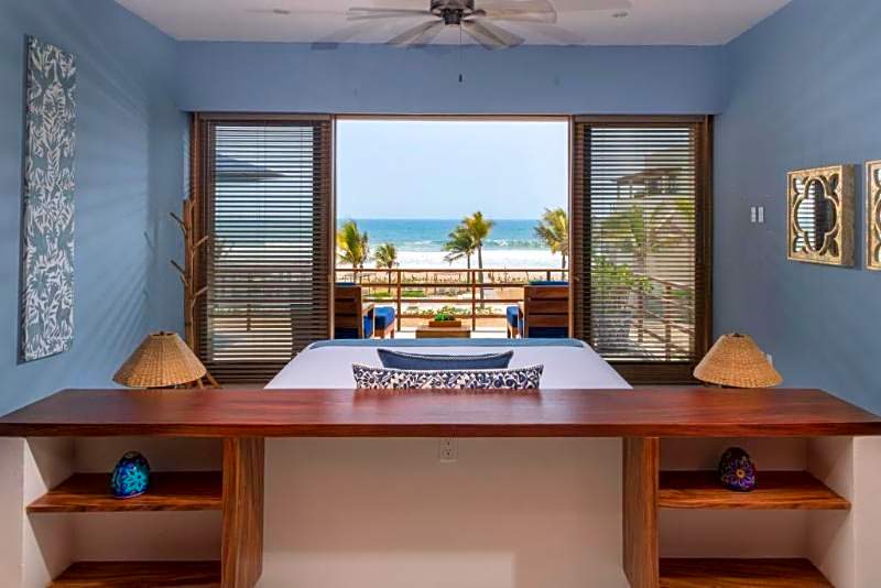 Marea Beachfront Villas