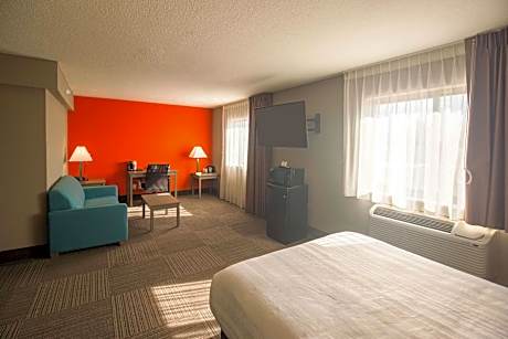Quality Inn & Suites Hammond Near I-8090