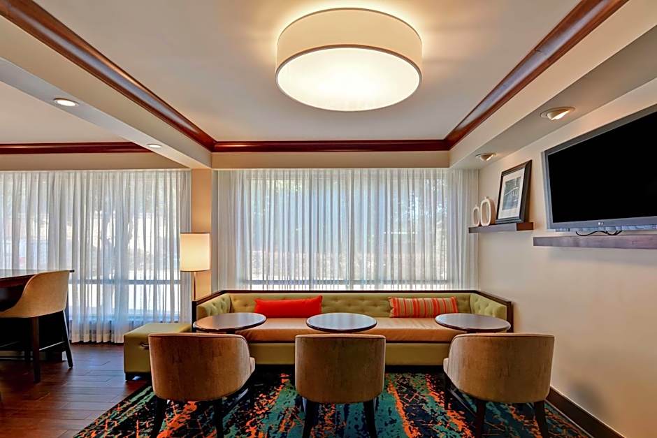 Hampton Inn By Hilton Birmingham/Mountain Brook