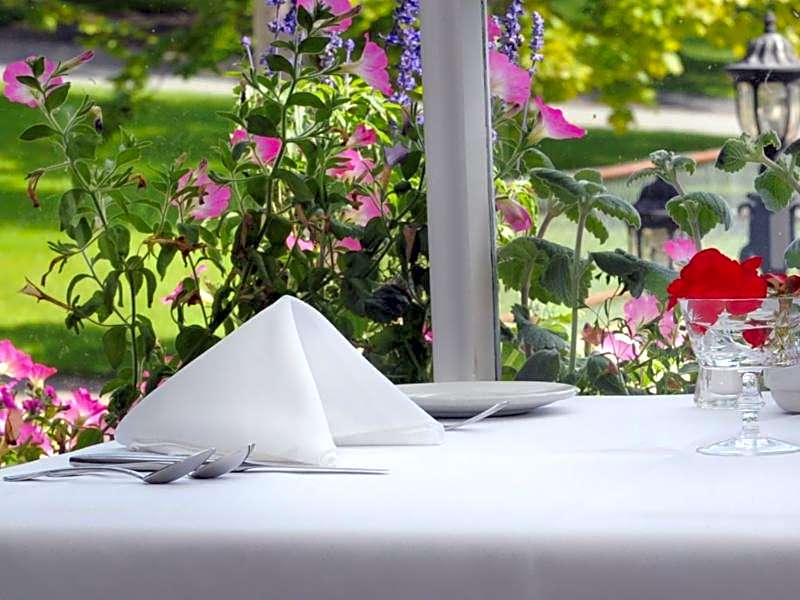 Telegraph House Motel