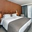 Bitzaro Grande Hotel & Suites