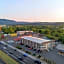 Howard Johnson by Wyndham Pigeon Forge