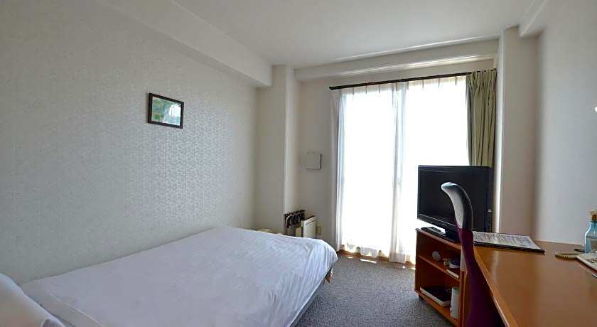 New Station Hotel
