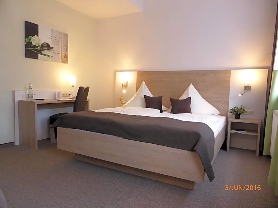 Photo 1 of 12 of Double Room