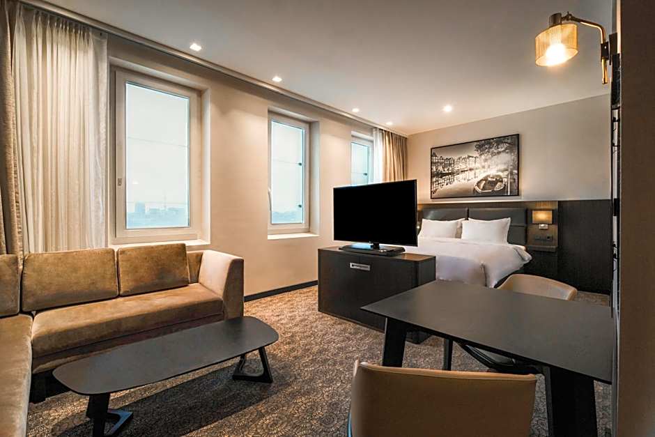 Radisson Hotel & Suites Amsterdam South