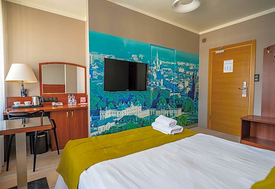 Hotel Cristal BiaA'ystok