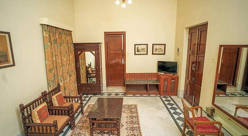 Nilambag Palace Hotel