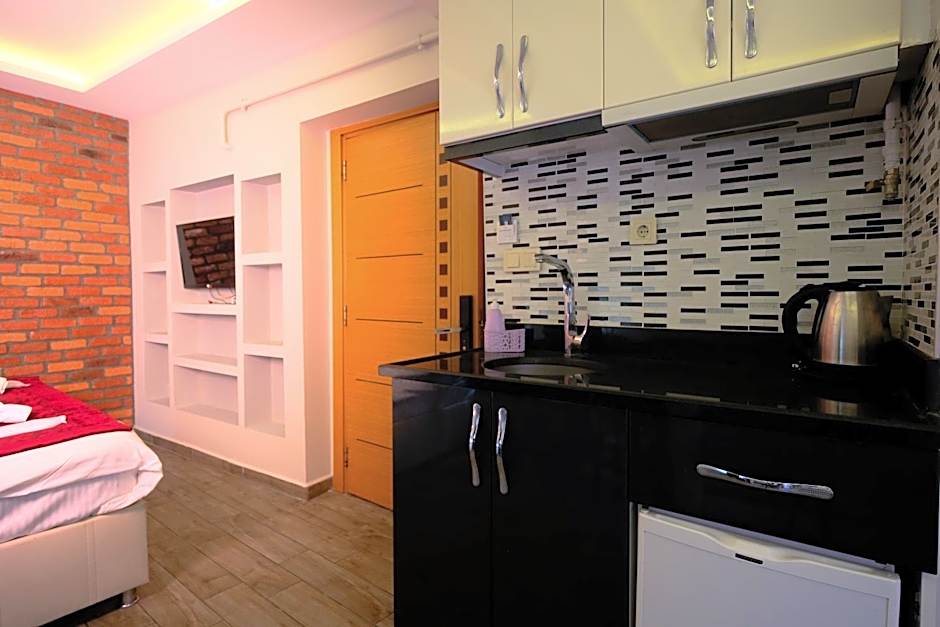 Taksim Celebi Suites