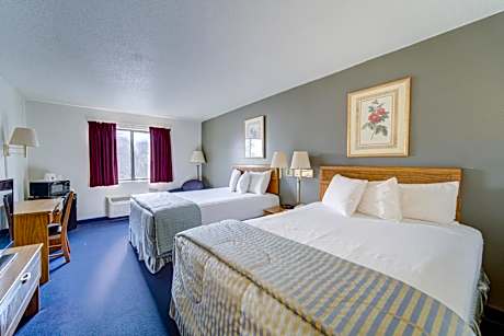 2 Double Beds Non-Smoking