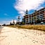 Silvershore Apartments on the Broadwater