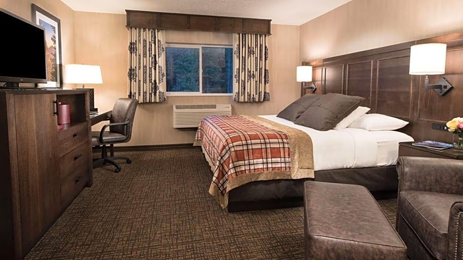 Best Western Plus Flathead Lake Inn & Suites