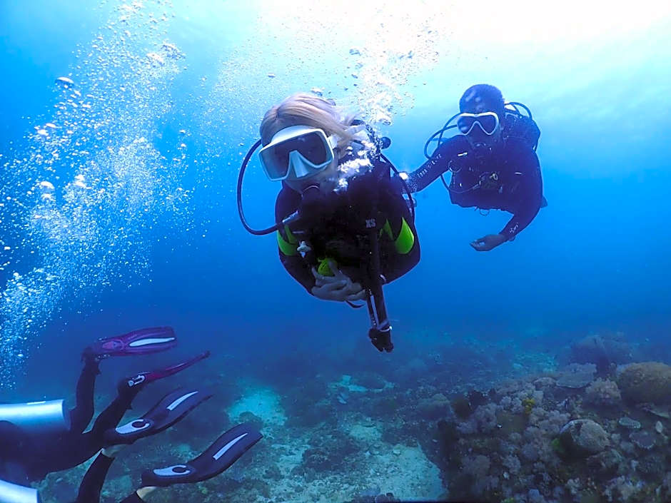 PamAnilao and Padoy's Dive Camp