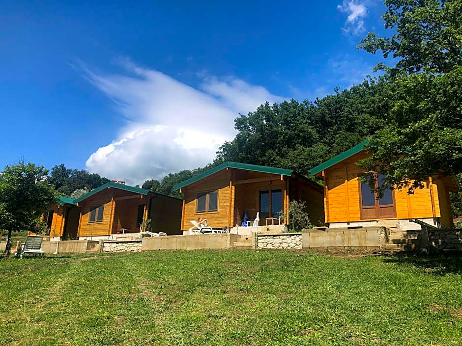 Casa Mila apartments & bungalows