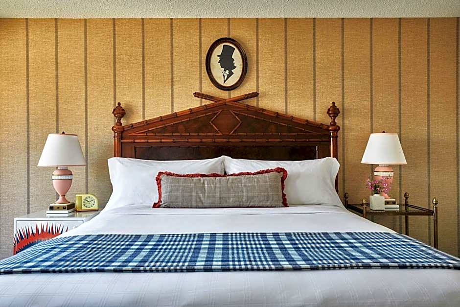 Graduate by Hilton Iowa City