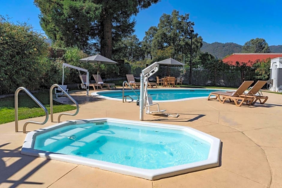 Super 8 by Wyndham Ukiah
