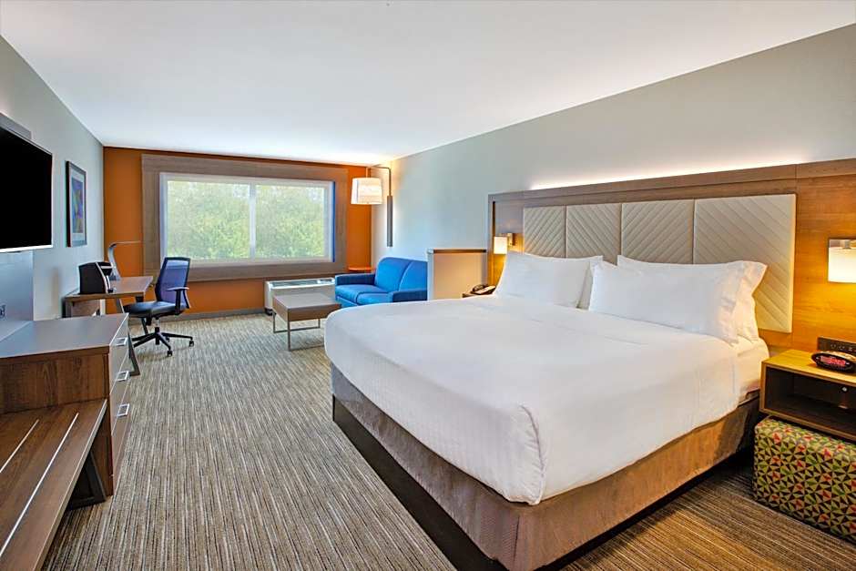 Holiday Inn Express & Suites New Castle By IHG