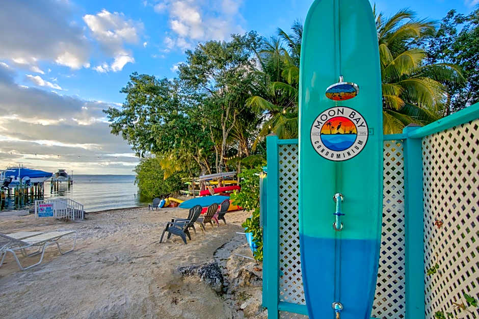 2BR in Key largo w pool and sunset views