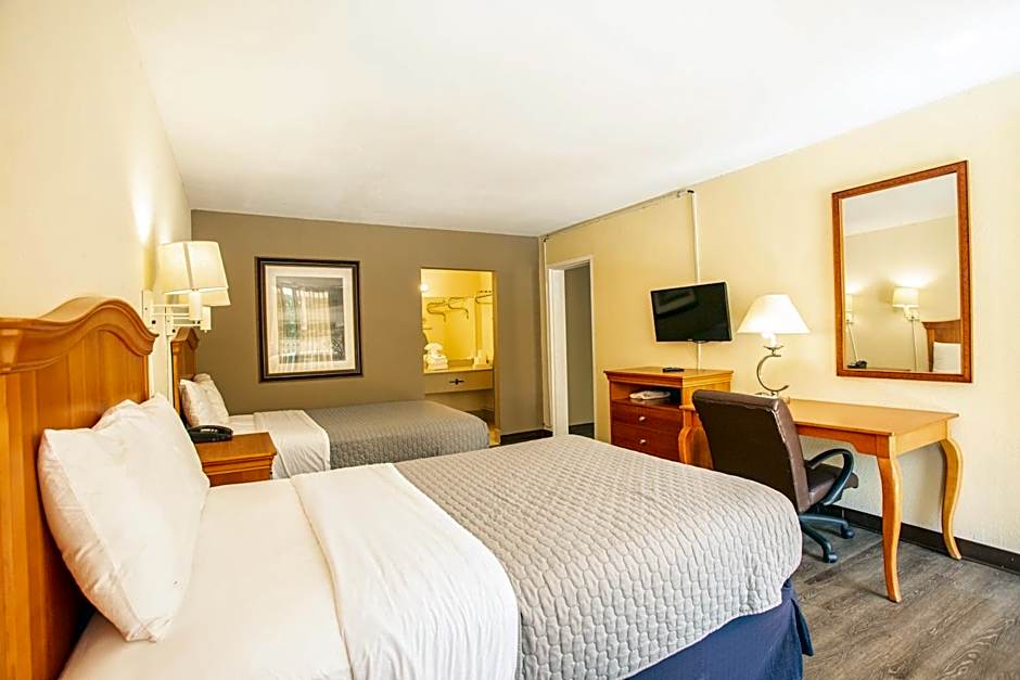 OYO hotel Greensboro east I 40
