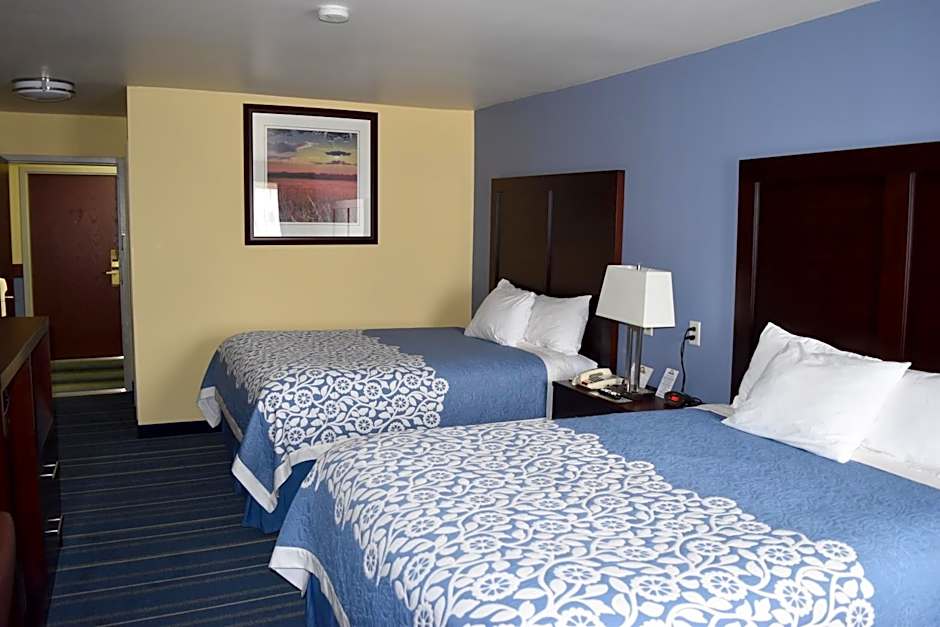 Days Inn by Wyndham Grand Island