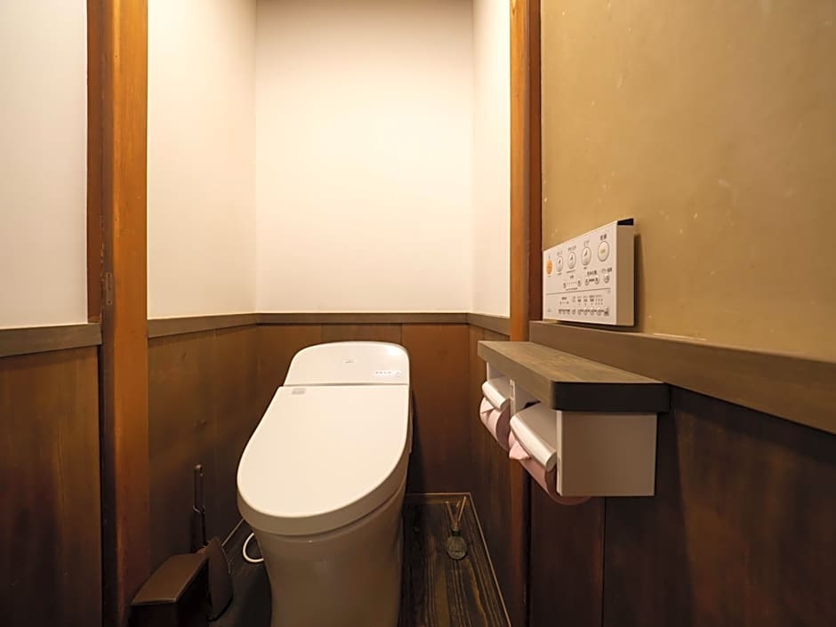 Inase Otsu Machiya Bed and Breakfast