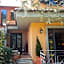 Aurelia Garden Gold B&B
