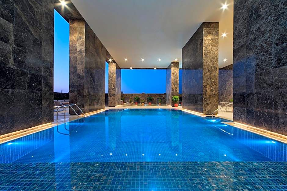 voco Doha West Bay Suites By IHG