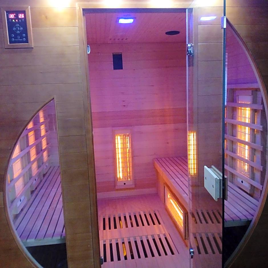 L'Anagramme, chambres, table d'hôtes et gîte pour adultes, naturistes ou non !