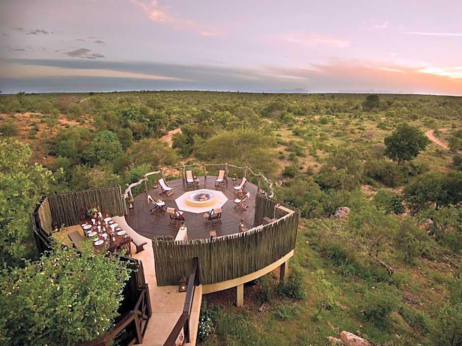 Makumu Private Game Lodge