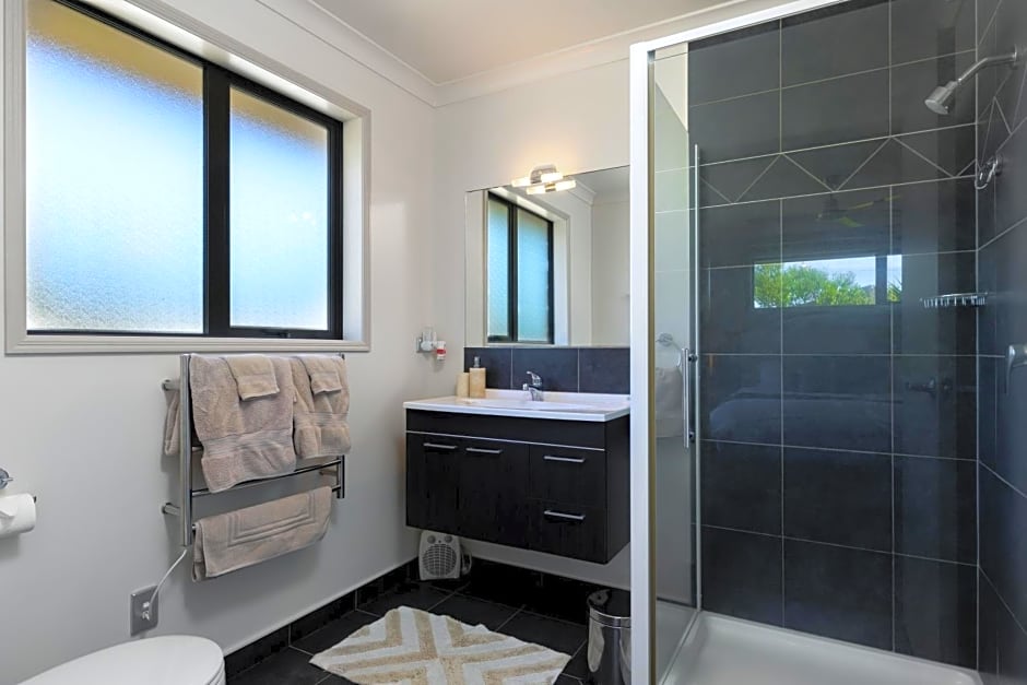 Ocean View Beachfront Apartment