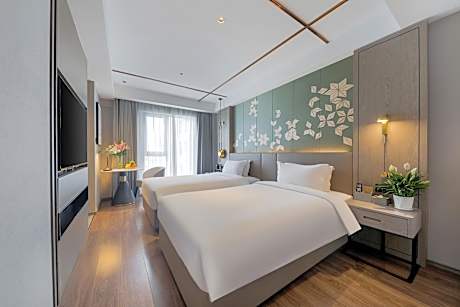 Smart Elegant Twin Room