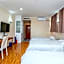Ln White House Hotel