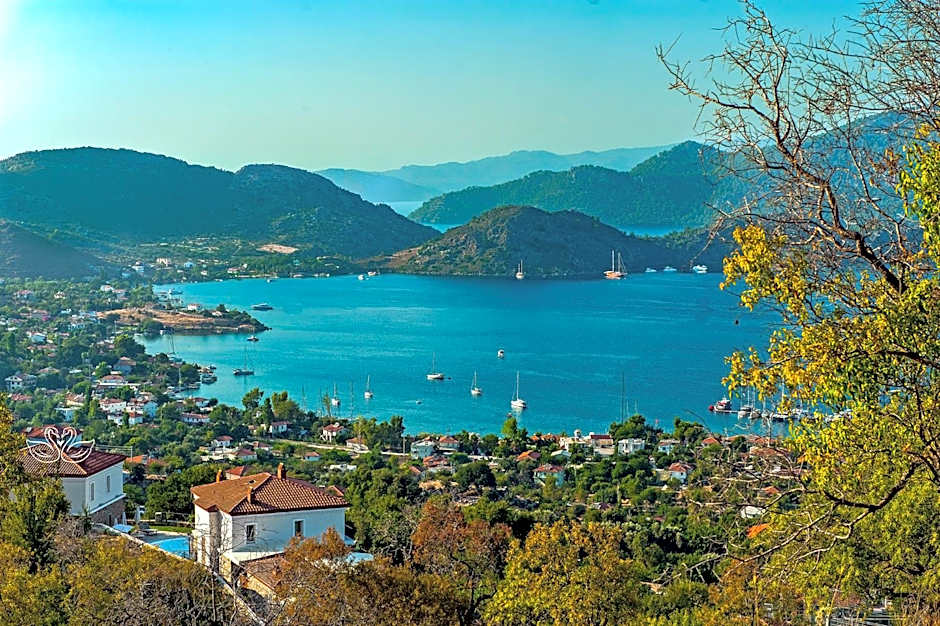 Swan Lake Hotel - Adult Only