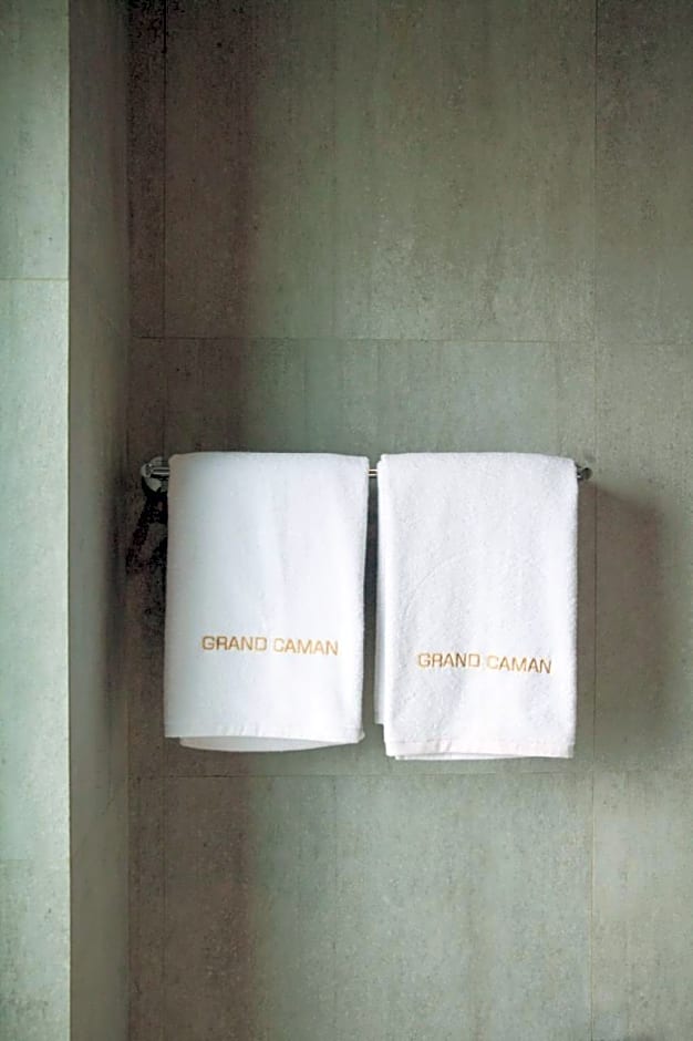 Grand Caman hotel