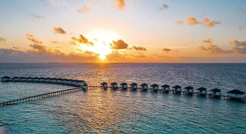 ROBINSON NOONU - All Inclusive                                                            