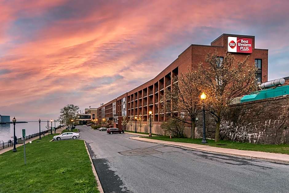 Best Western Plus Captain's Quarters