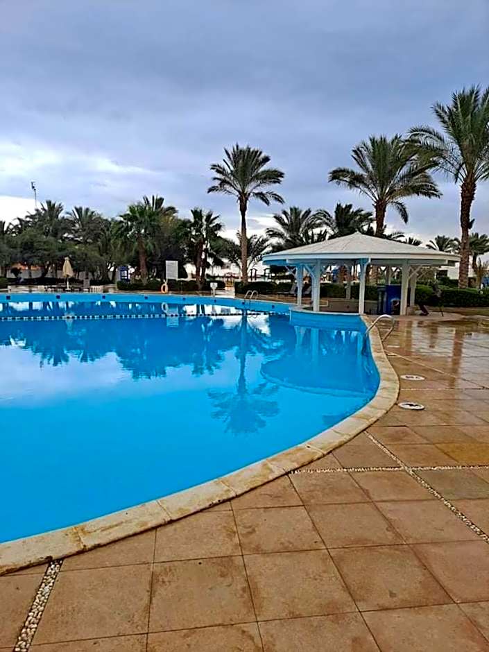 ????? ???? ??????? ???? ???? Fully Equipped Chalet Mosa Coast