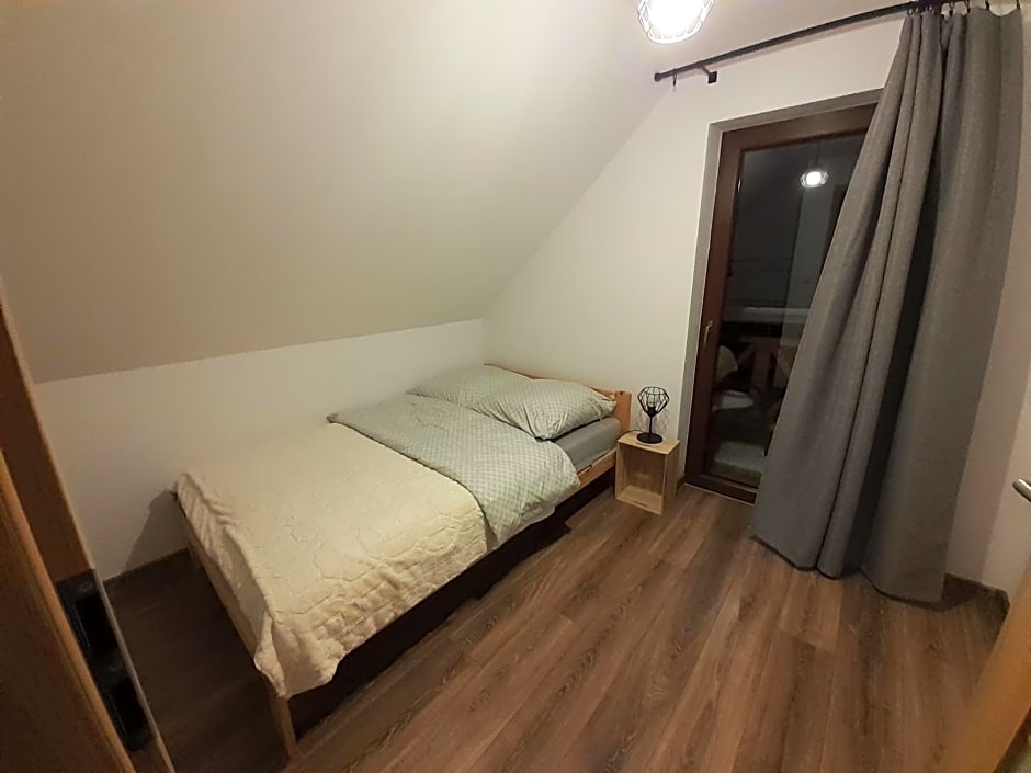 Brzozowy Zagajnik Bieszczady - Domki z Balia Ogrodowa